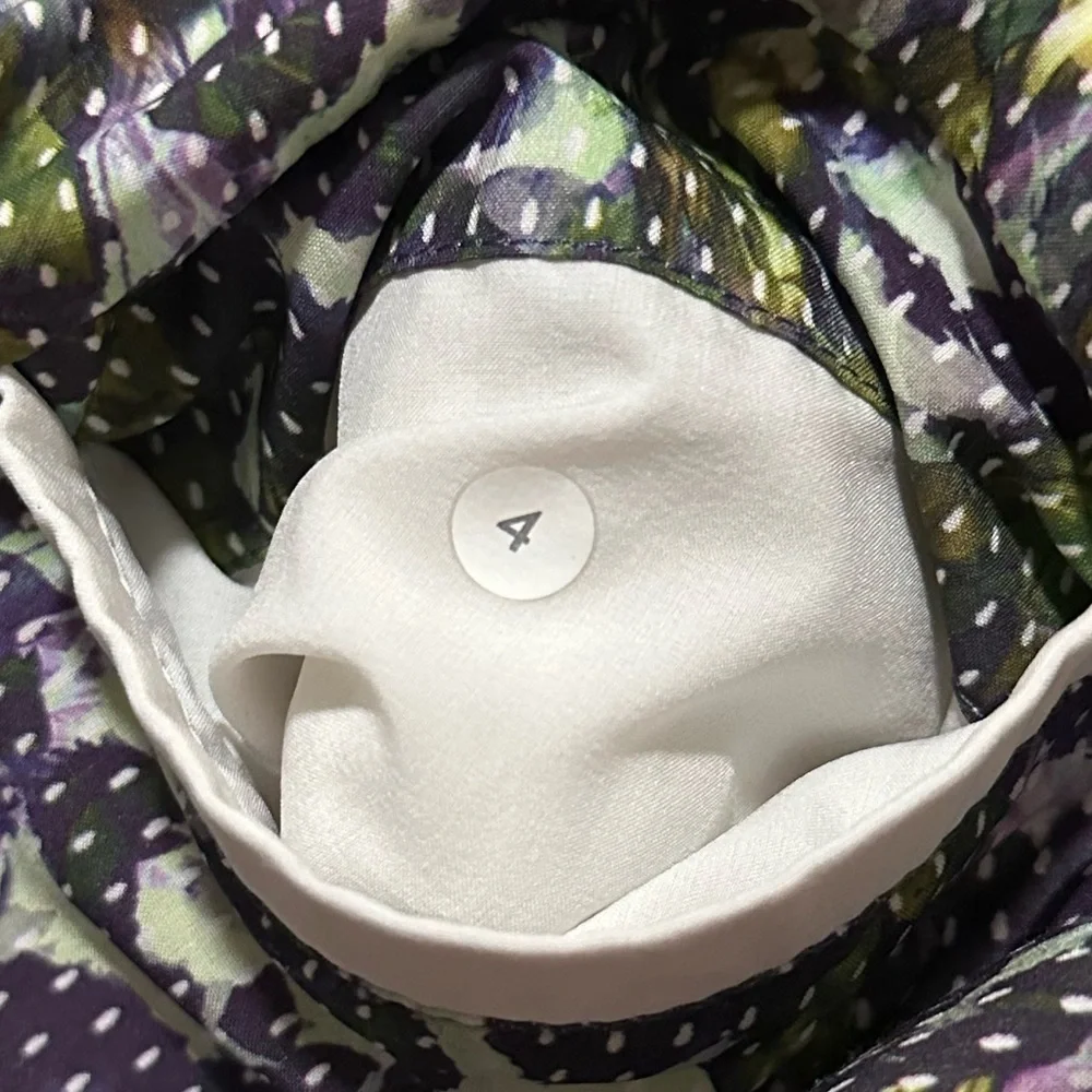 Lululemon Spring Break Away Mid Rise Short 3” in Floral Sport White Multi Sz 4